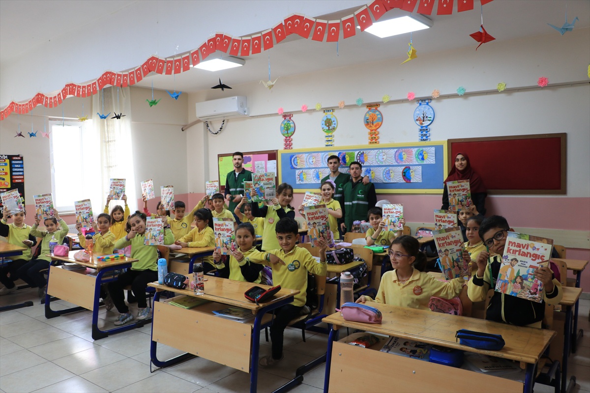 Kilis'te Yeşilay yaklaşık 4 bin öğrenciyi teknoloji bağımlılığına karşı bilgilendirdi