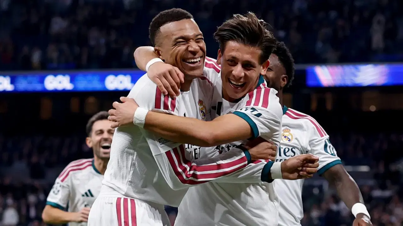 İmzalar atıldı! Arda Güler, 5 yıl daha Real Madrid'de