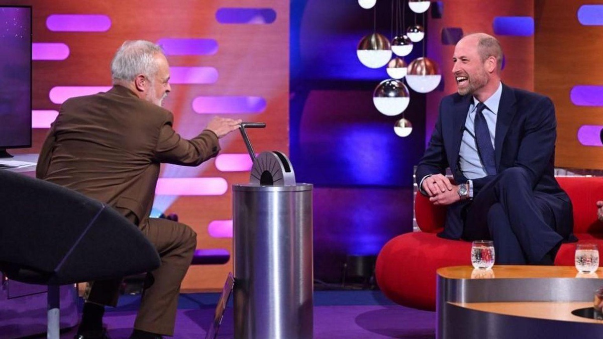 Prens William, Graham Norton Show'a sürpriz konuk oldu: Earthshot Ödülü'nü anlattı