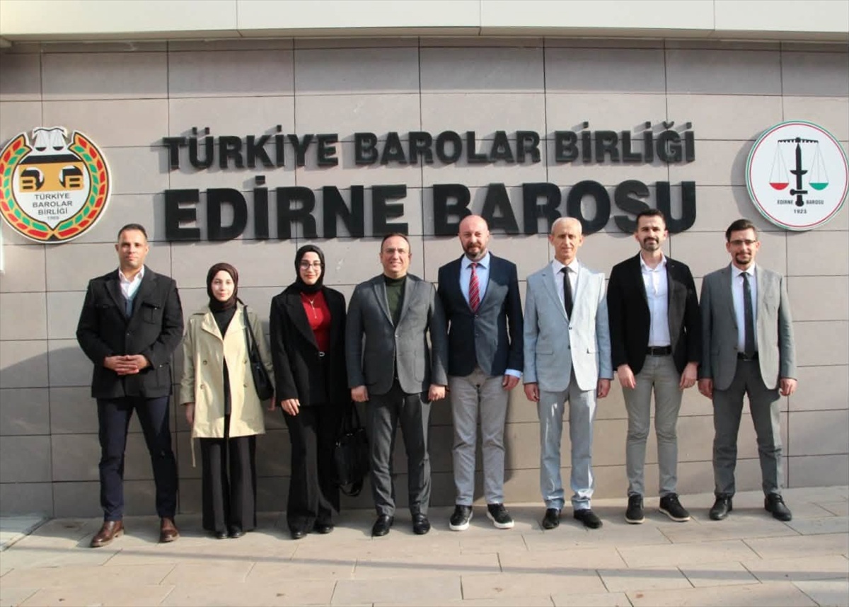 Saadet Partisi Genel Başkan Yardımcısı Tekin, Edirne Barosu Başkanını tebrik etti