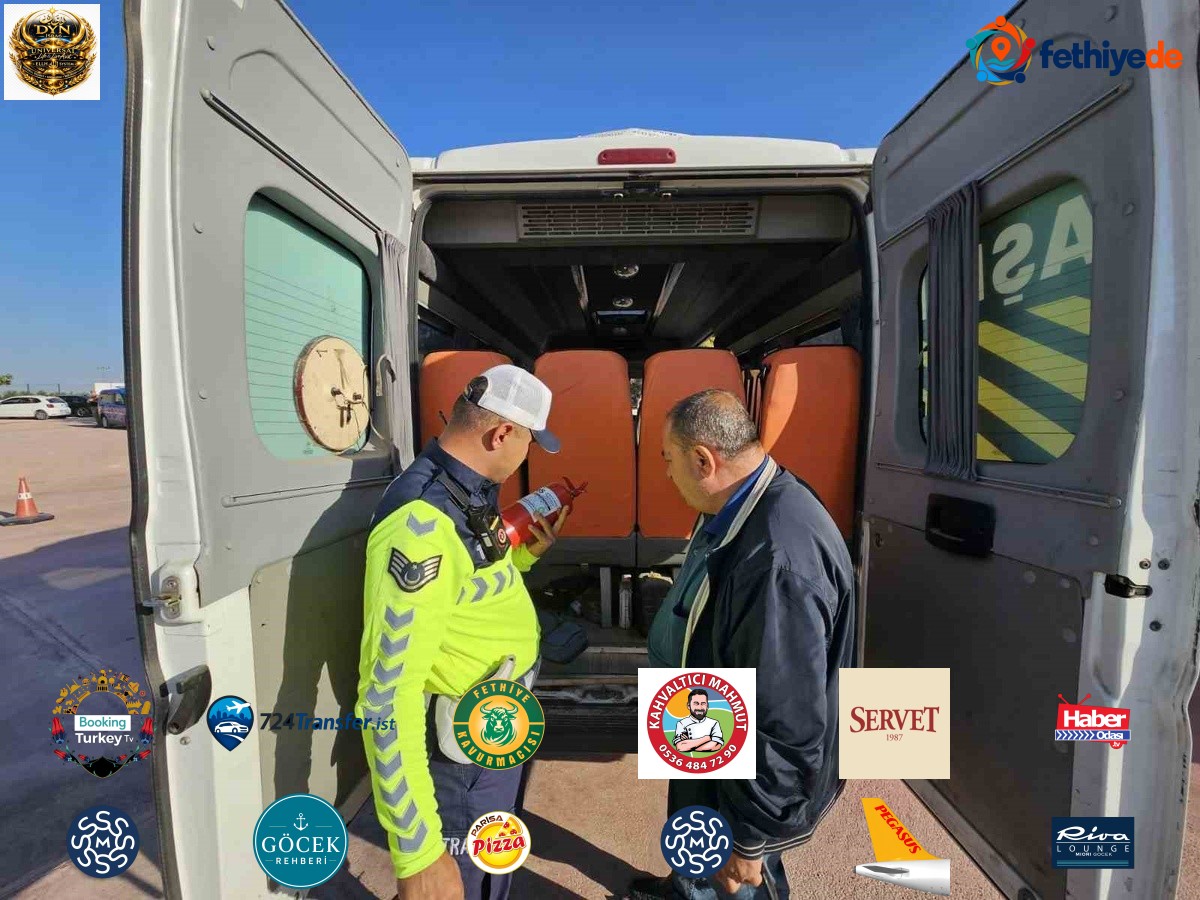 Kilis'te trafik jandarması okul tedbirleri kapsamında 27 öğrenci servisini denetledi