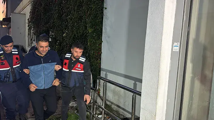 Çukurova Belediyesine yönelik operasyon! Belediye Başkanı Emrah Kozay dahil 34 kişi tutuklandı