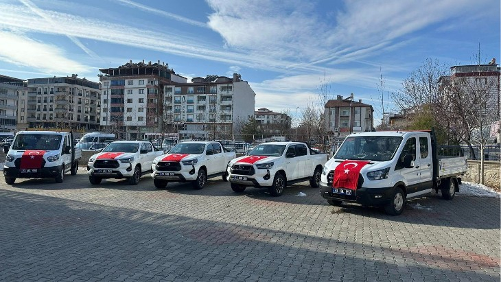 [BELEDIYE · Elazığ · Kovancılar] KOVANCILAR BELEDİYESİ HİZMET FİLOSUNU 5 YENİ ARAÇLA GÜÇLENDİRDİ