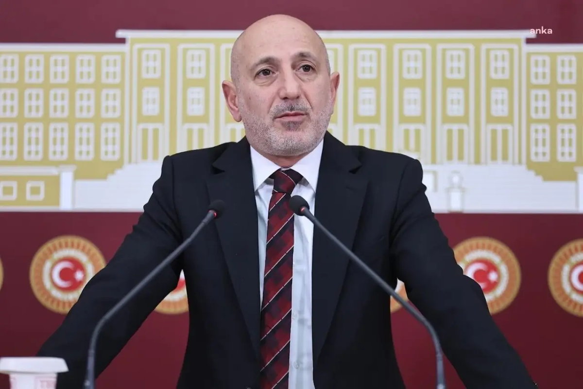 Öztunç, 1 yaşındaki çocuğun ölümü üzerine Elbistan-Göksun yoluna sinyalizasyon istedi