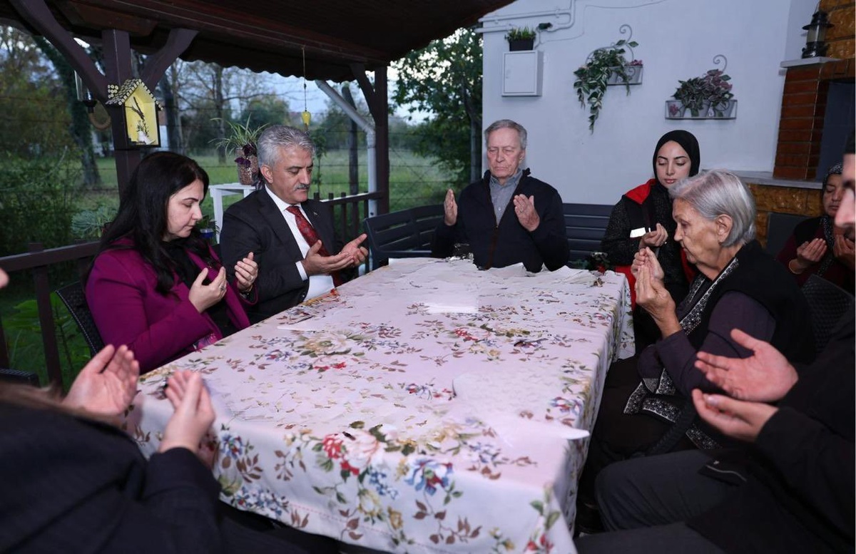 Vali Makas’tan 15 Temmuz şehidi Ufuk Baysan’ın ailesine ziyaret