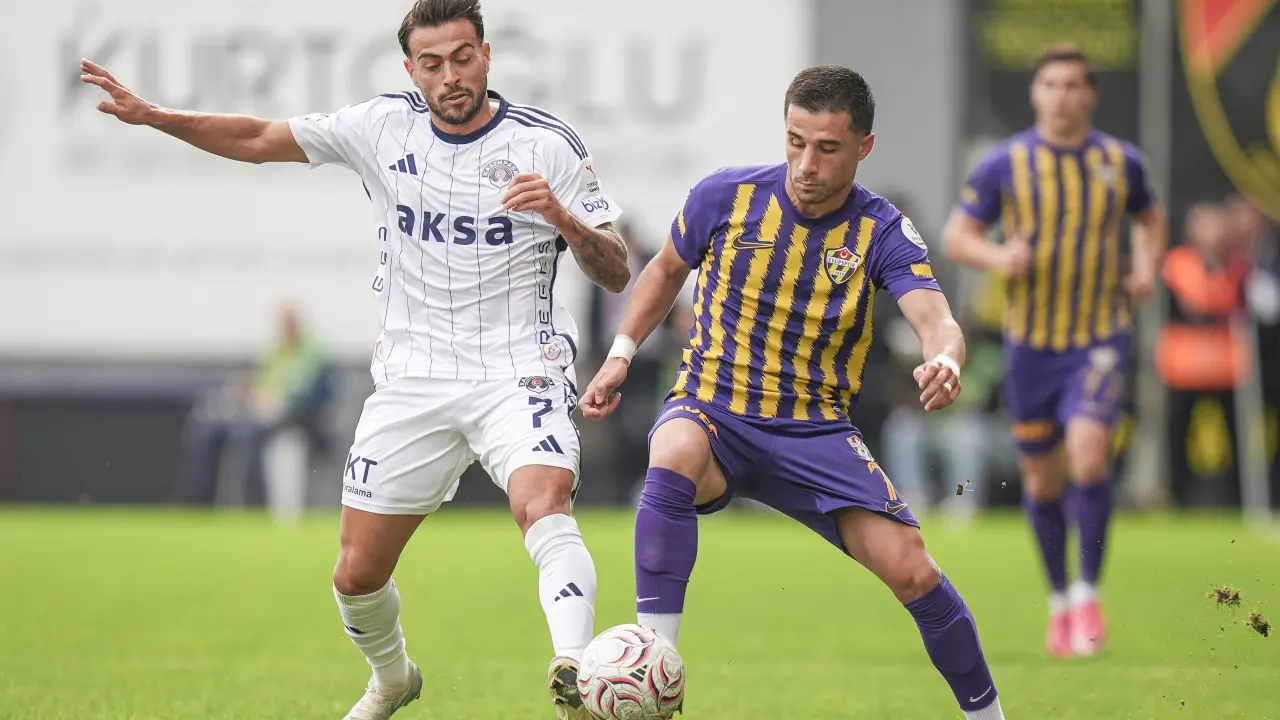 Süper Lig'de Benedyczak fırtınası! Semt derbisinde Paşa'ya 3 puanı getirdi