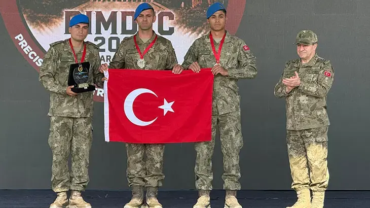 Kara Kuvvetleri'nin 'Askeri Dron Yarışması'nda Türkiye şampiyon oldu