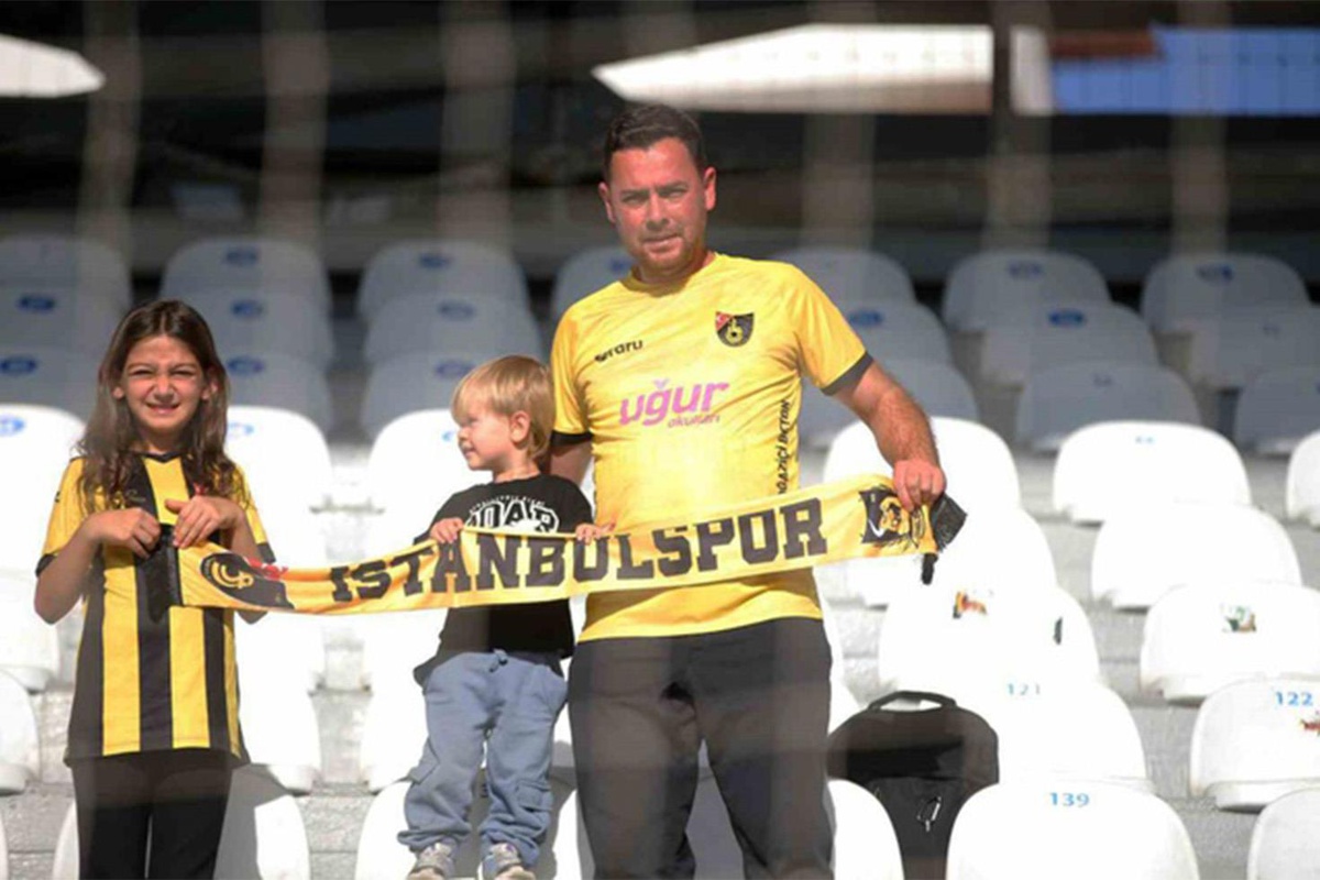 Deplasman tribününde sadece 3 kişilerdi! Hepsi aynı aileden