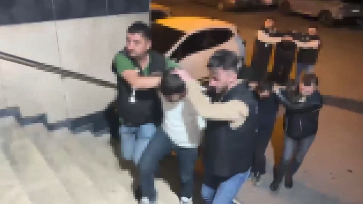 Yurt dışına kaçmak üzereydiler! Büyükçekmece ve Bağcılar'daki 2 cinayetin 3 şüphelisi Edirne'de yakalandı