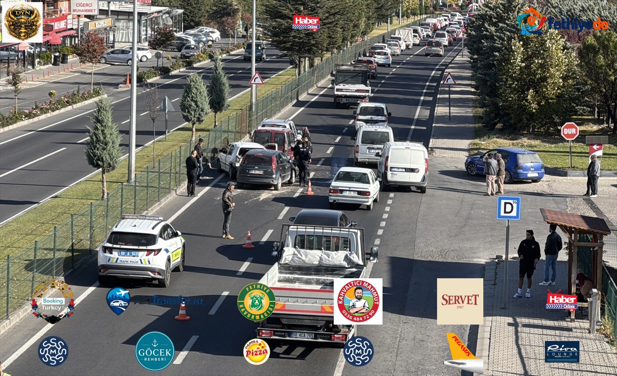 Nevşehir'de KPSS adaylarının bulunduğu 5 araçlık zincirleme kazada 2 kişi yaralandı