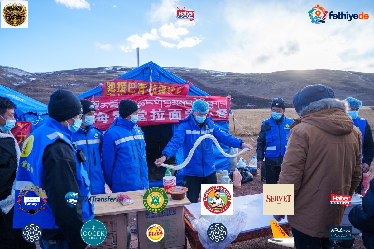 Xizang'daki 7,0'lık depremin ardından bölgeye 52.450 koli yardım malzemesi gönderildi