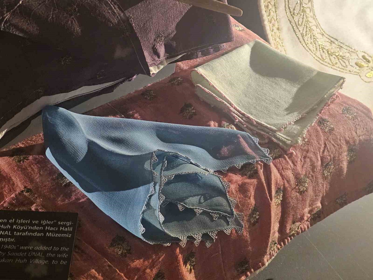 Elazığ Kent Müzesi'nde 1940'lı yıllara ait el işleri ziyaretçilerle buluşuyor