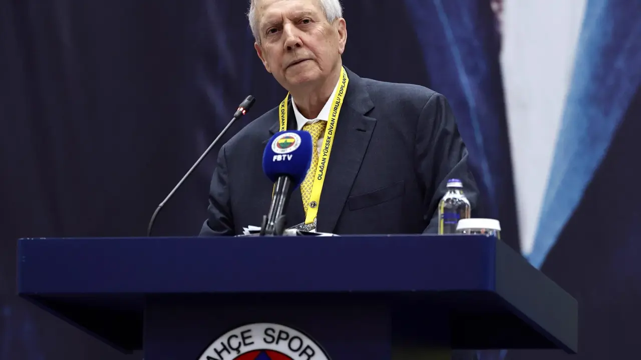 Aziz Yıldırım'dan sürpriz derbi kararı