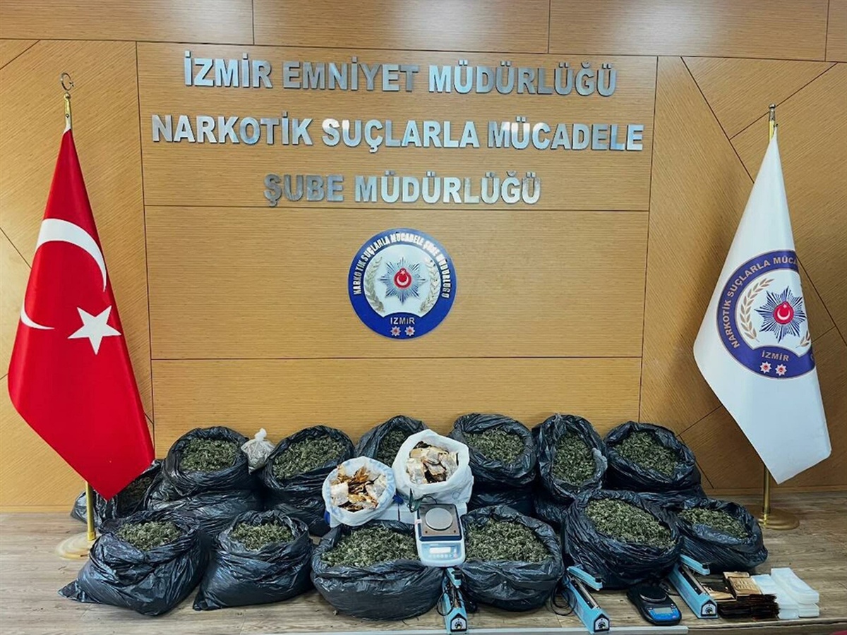 İzmir ve Muğla'da uyuşturucu operasyonunda 12 şüpheliden 7'si tutuklandı