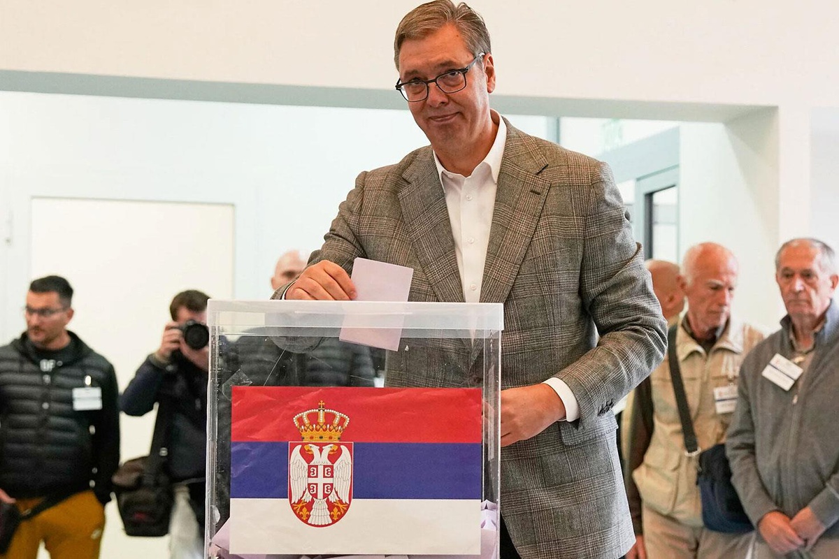 Sırbistan’da 12 yıllık Vucic iktidarı son buldu: Yenilgiyi kabul etti