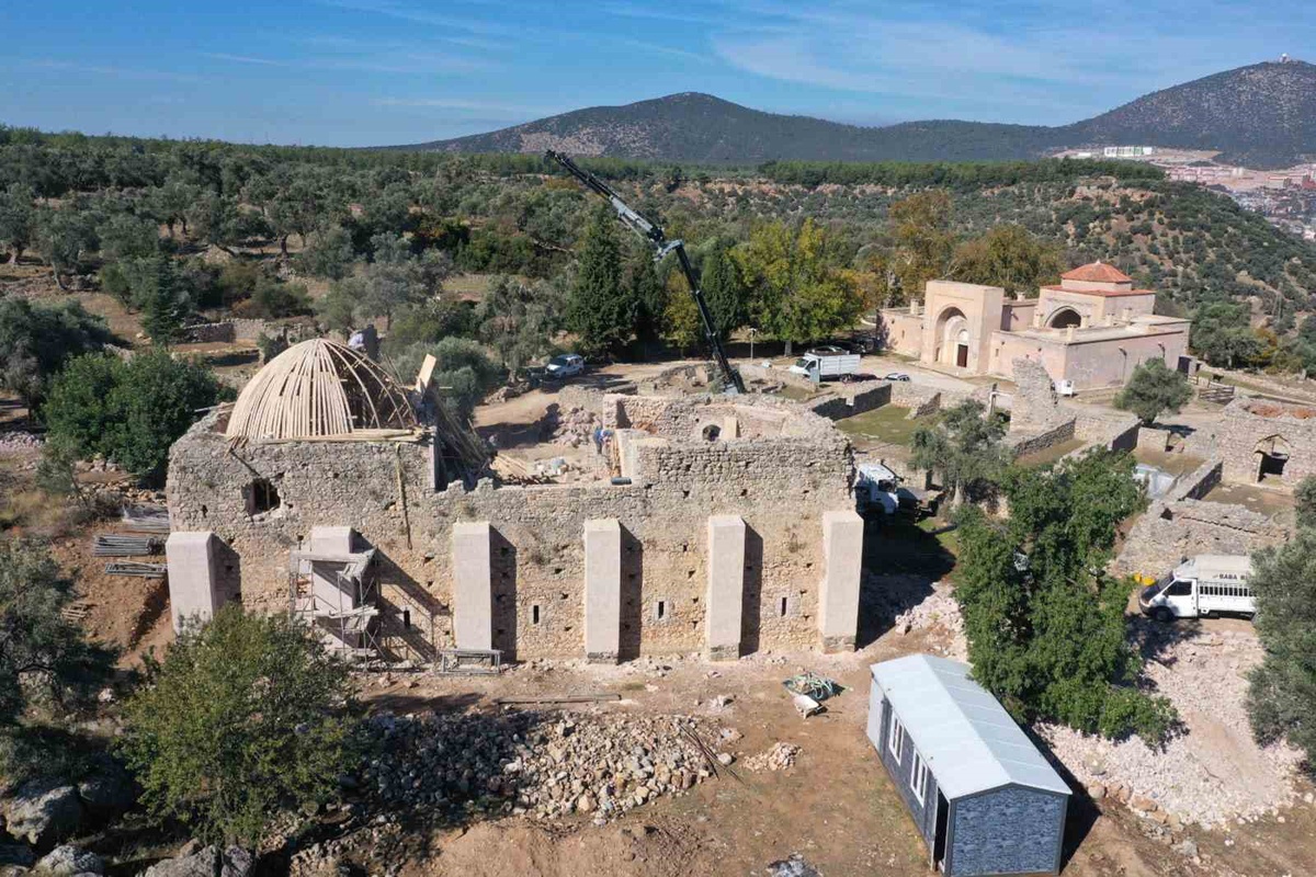 Muğla Milas'ta Beçin Kalesi'nde surlar ve türbe koruma altına alındı