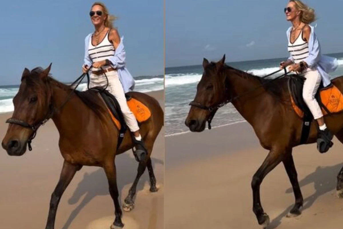 Bettina Machler Endonezya’nın Sumba adasında okyanus kıyısında at binerek tatilin keyfini çıkardı