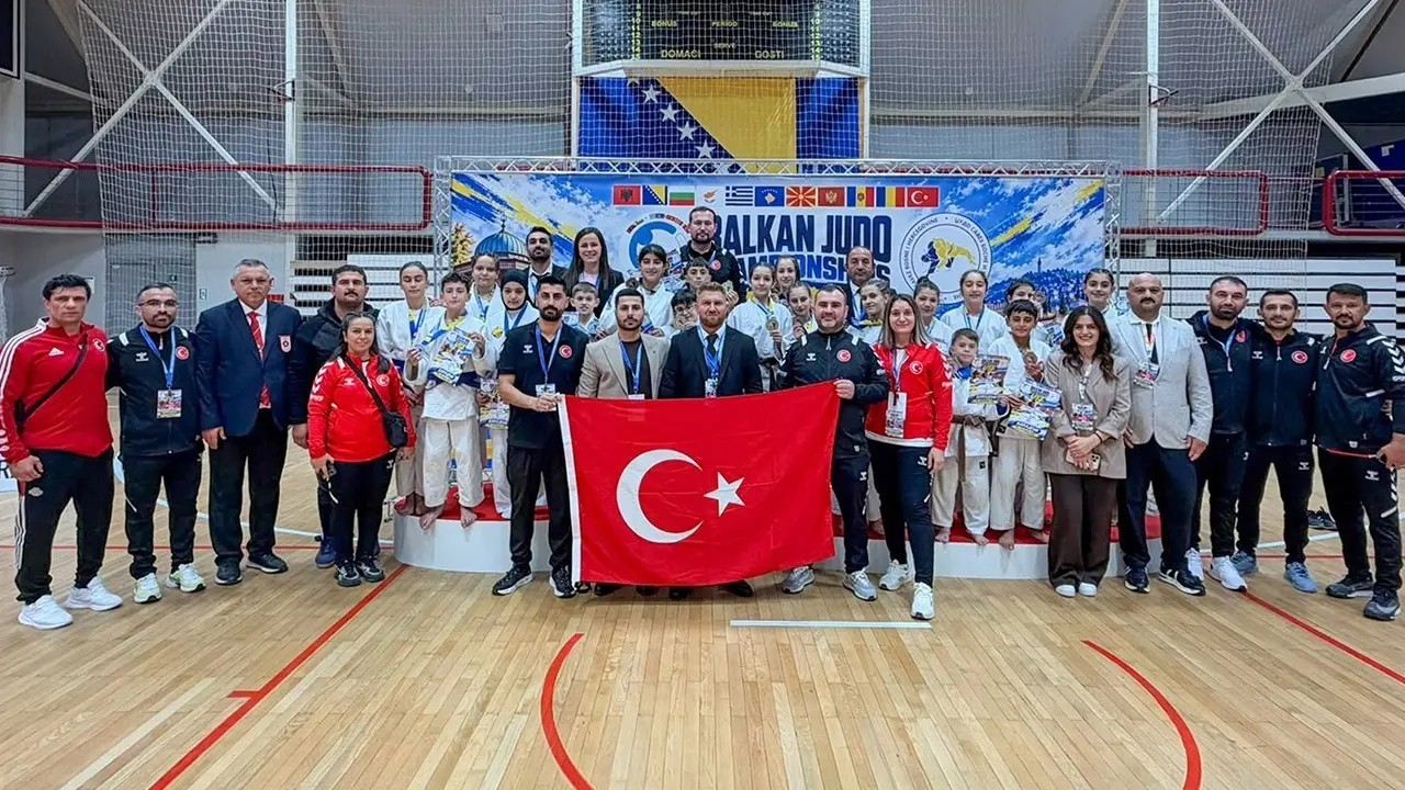 Milli sporculardan Balkan Şampiyonası'nda 7 madalya