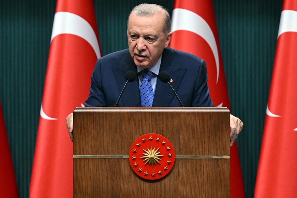 Cumhurbaşkanı Erdoğan: Türkiye'yi sokağa teslim etmeyiz
