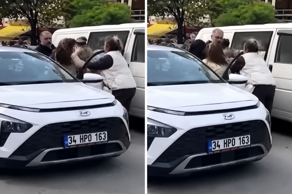 Büyükçekmece’de yol verme kavgası! Kadın sürücüler saç saça baş başa kavga etti