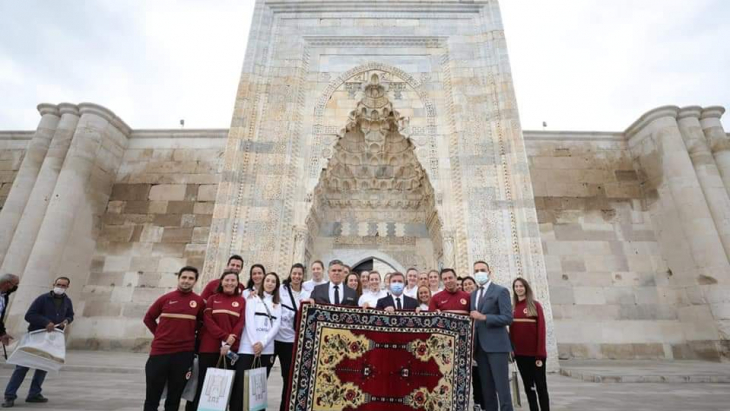 Filenin Sultanları Sultanhanında