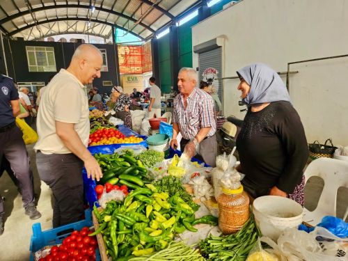 Bugün semt pazarımızda hemşehrilerimizle bir araya geldik.