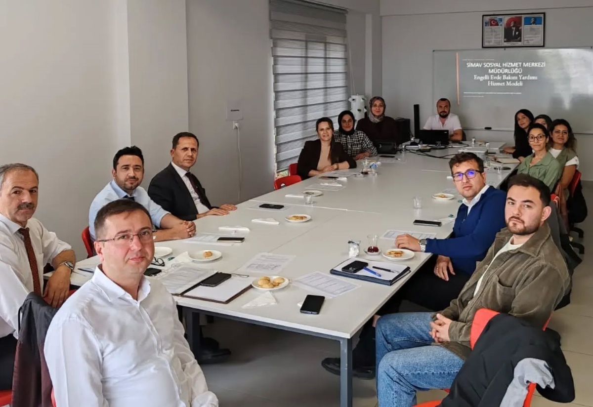 Simav'da sosyal yardım ve hizmetlerde iş birliği toplantısı yapıldı