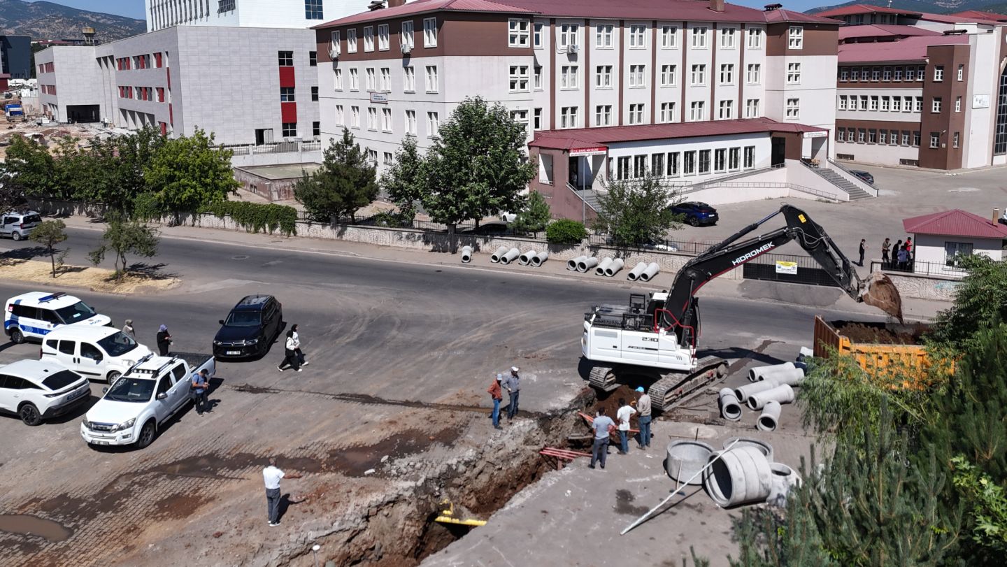 Yeni Hastaneye 617 Metrelik Altyapı
