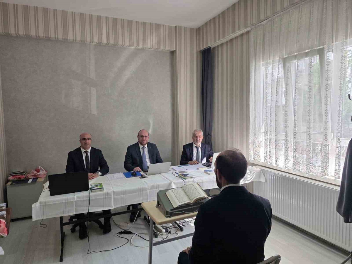 Diyanet'in 2027 hac görevlileri Afyonkarahisar'da mülakatla belirlenecek