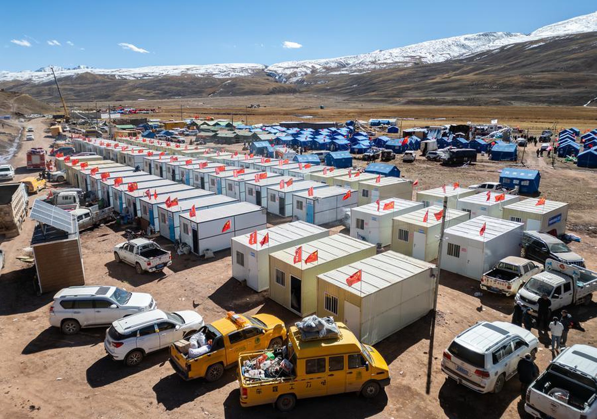 Albüm: Çin'in Xizang (Tibet) bölgesindeki depremzedelere prefabrik ev desteği
