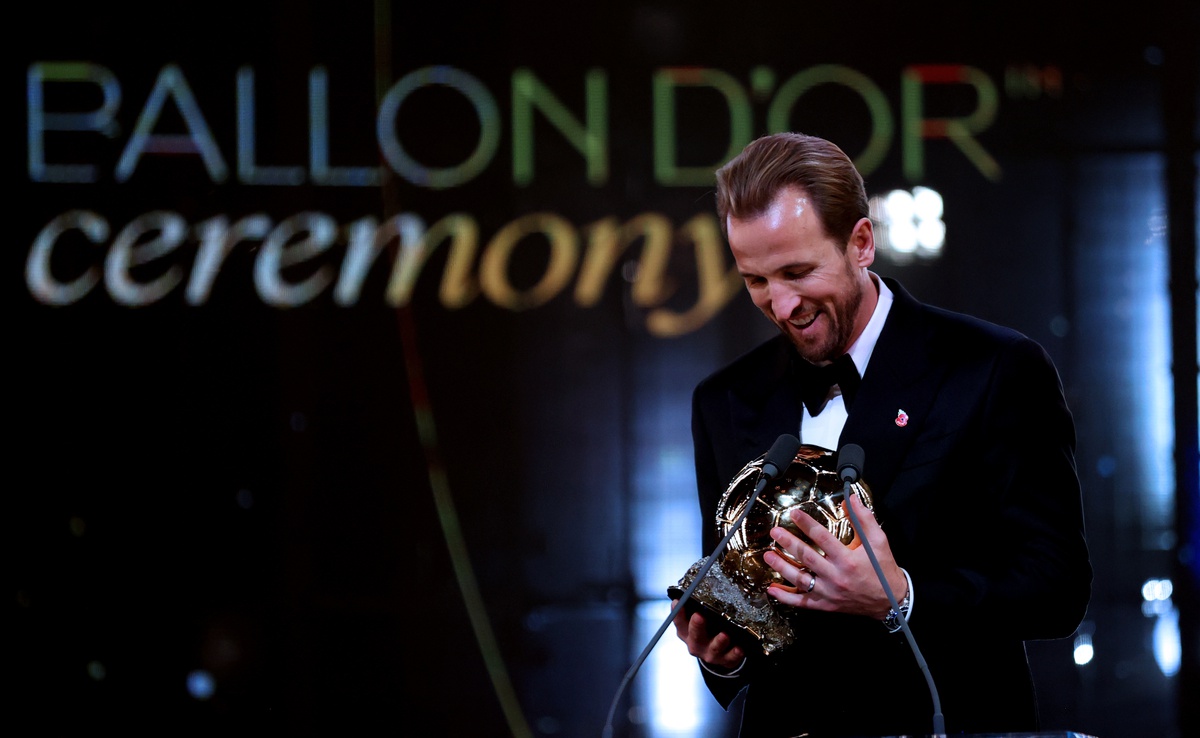 Ballon d'Or 2026 sahibini buldu! Harry Kane, ödülü 25 yıl sonra İngiltere'ye taşıdı