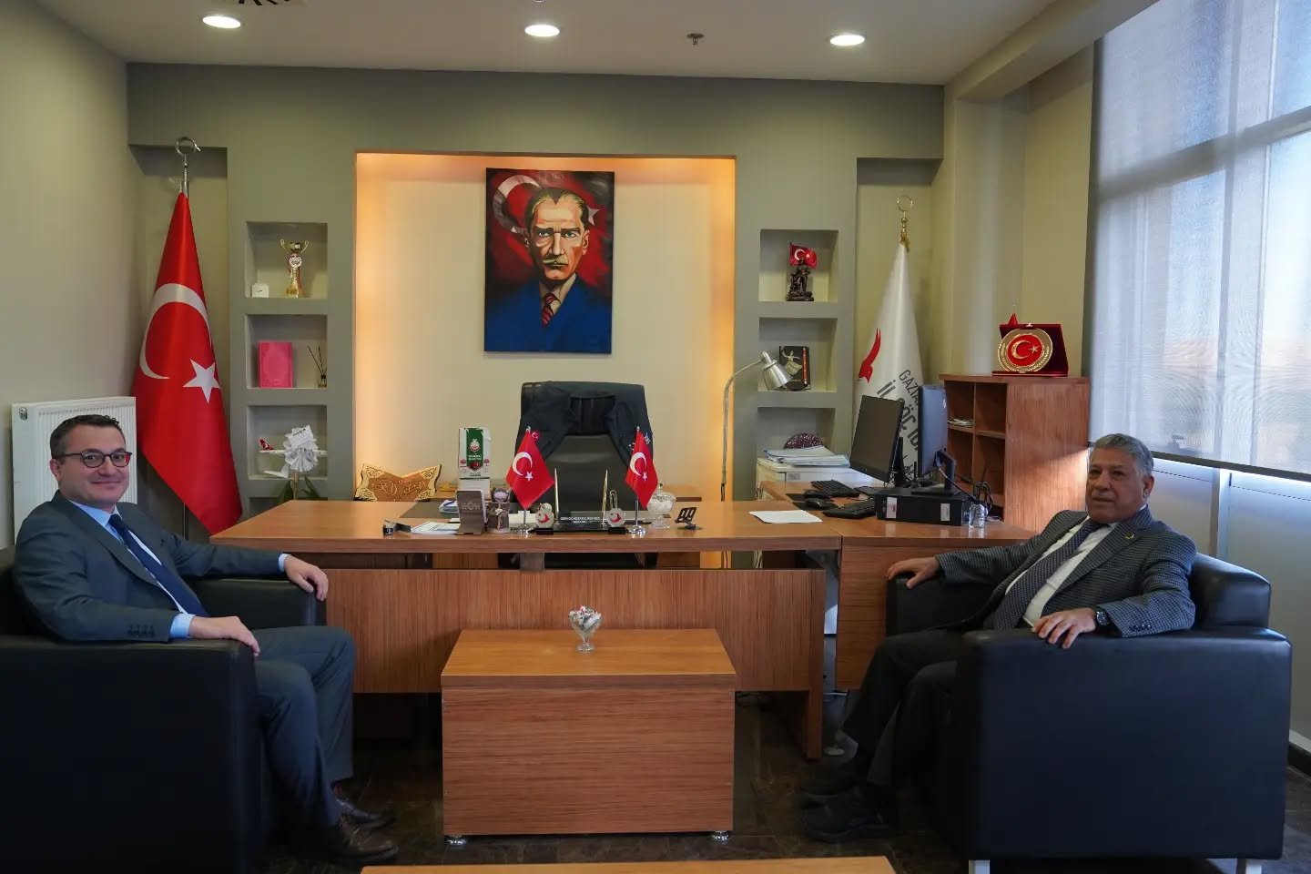 Oğuzeli Geri Gönderme Merkezi Müdürü Furkan Aldemir’e Hayırlı Olsun Ziyareti - Oğuzeli Belediyesi Kurumsal Web Sitesi