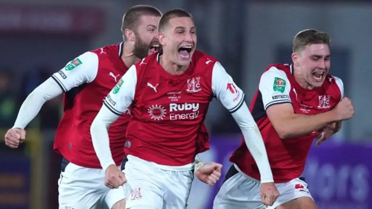 4. lig ekibi Fleetwood Town Arsenal'i kupada eledi!