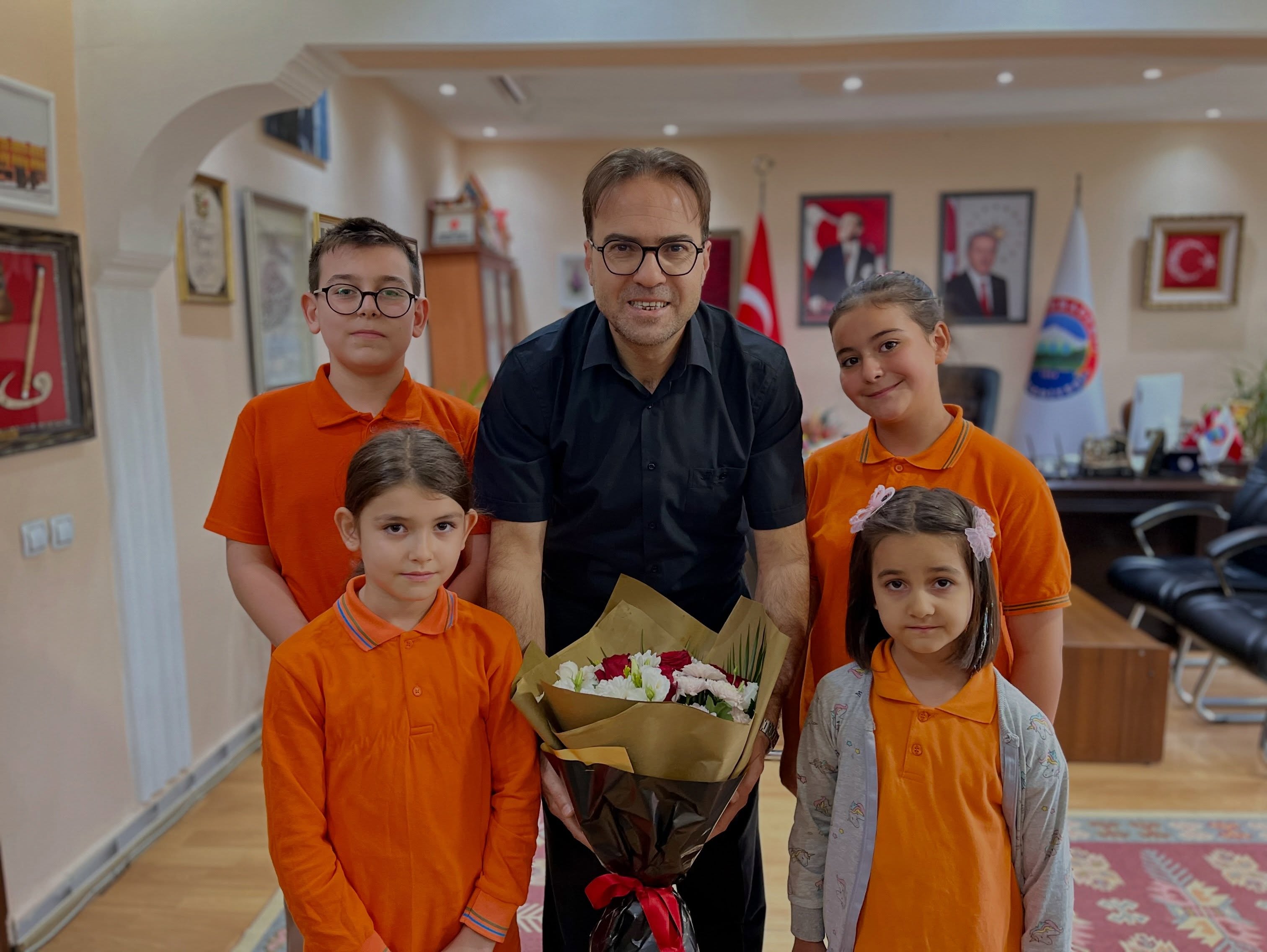 İlköğretim Haftası Dolayısıyla Başkan Özata’ya Ziyaret