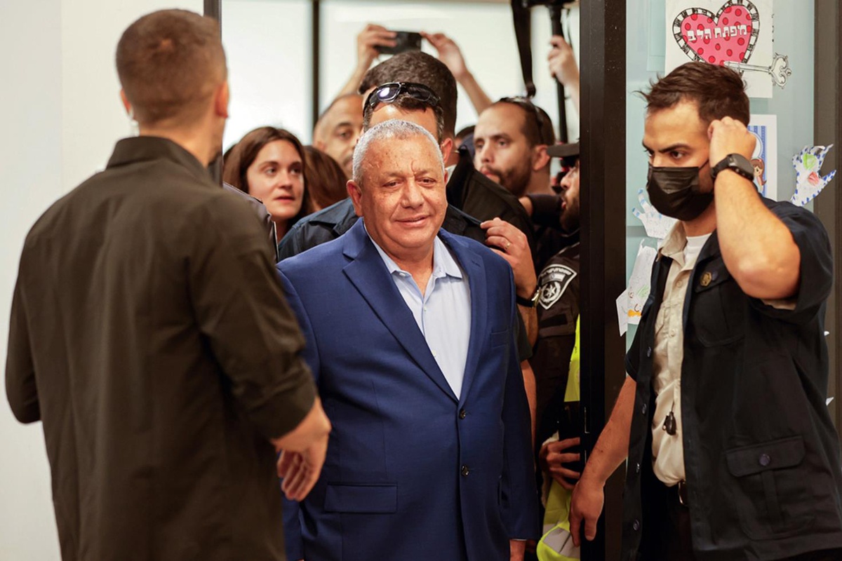 Netanyahu'nun rakibi Eisenkot: Hükümeti kurmak için harekete geçeceğiz