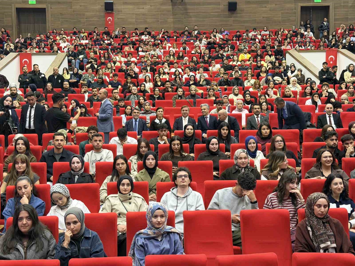 EBYÜ'de Gençlik Programı kapsamında istihdam edilecek 869 öğrenci için kura çekildi