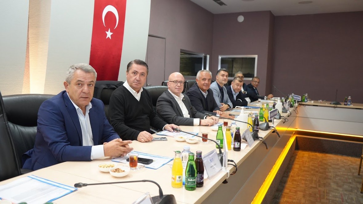 ESO'da Ekim meclis toplantısı Süha Özbay başkanlığında yapıldı