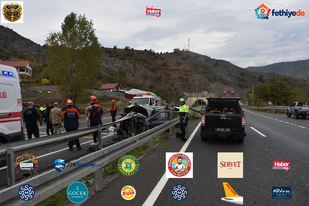 Gümüşhane Mescitli'de otomobil bariyere çarptı, 1 kişi öldü, 4 kişi yaralandı