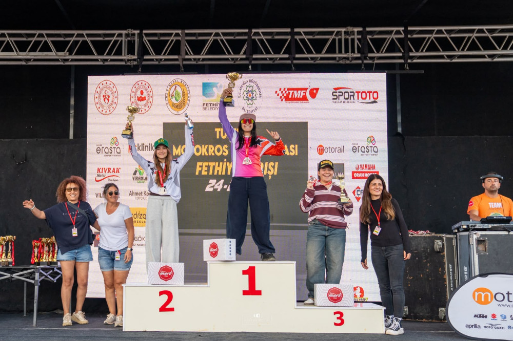 Arnavutköy’ün Gururu Selen Tınaz, Üst Üste 5. Kez Türkiye Şampiyonu!