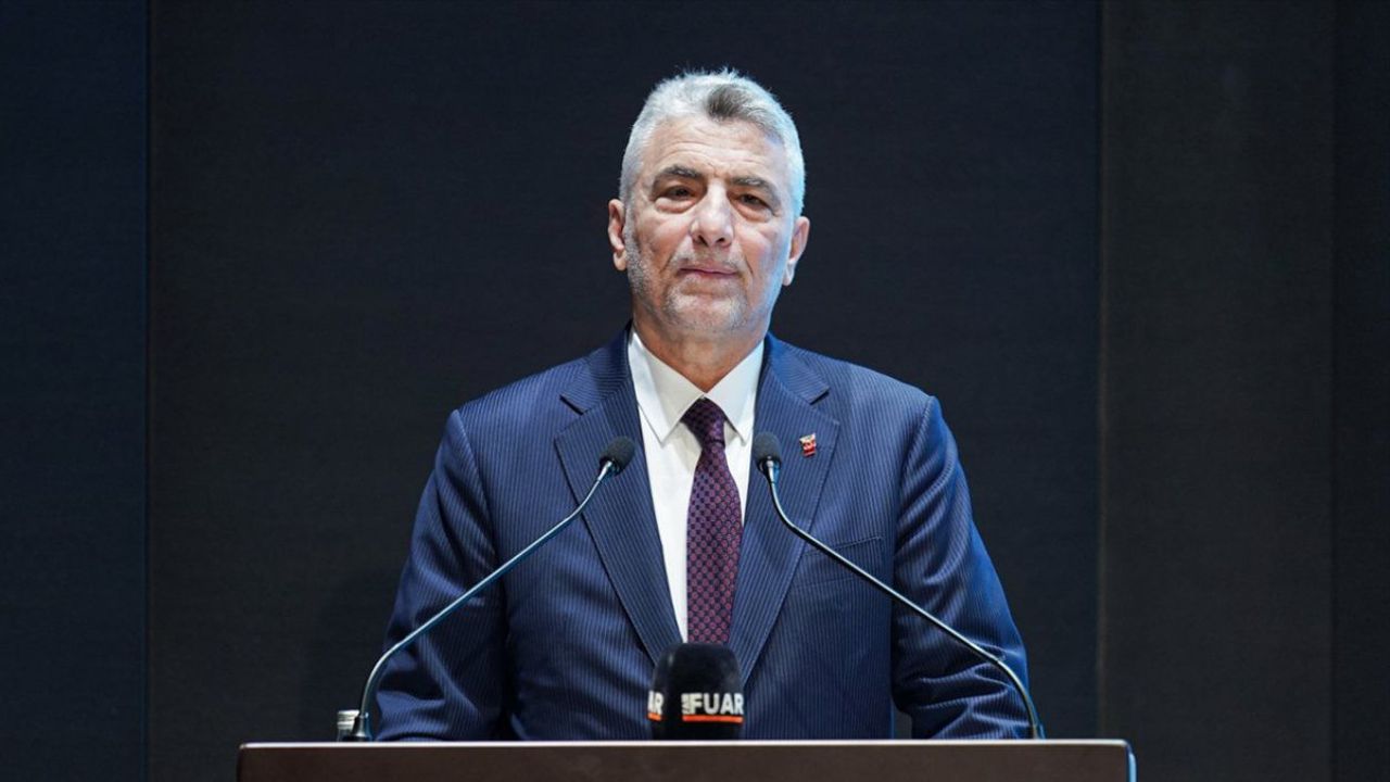 Bolat: Yılın 9 ayında ihracat yüzde 5,2 artarak rekor kırdı