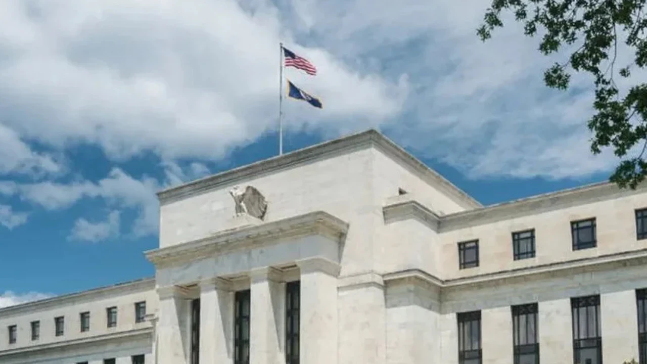 Son dakika: Fed kritik faiz kararını açıkladı: Küresel piyasalar kararı bekliyordu