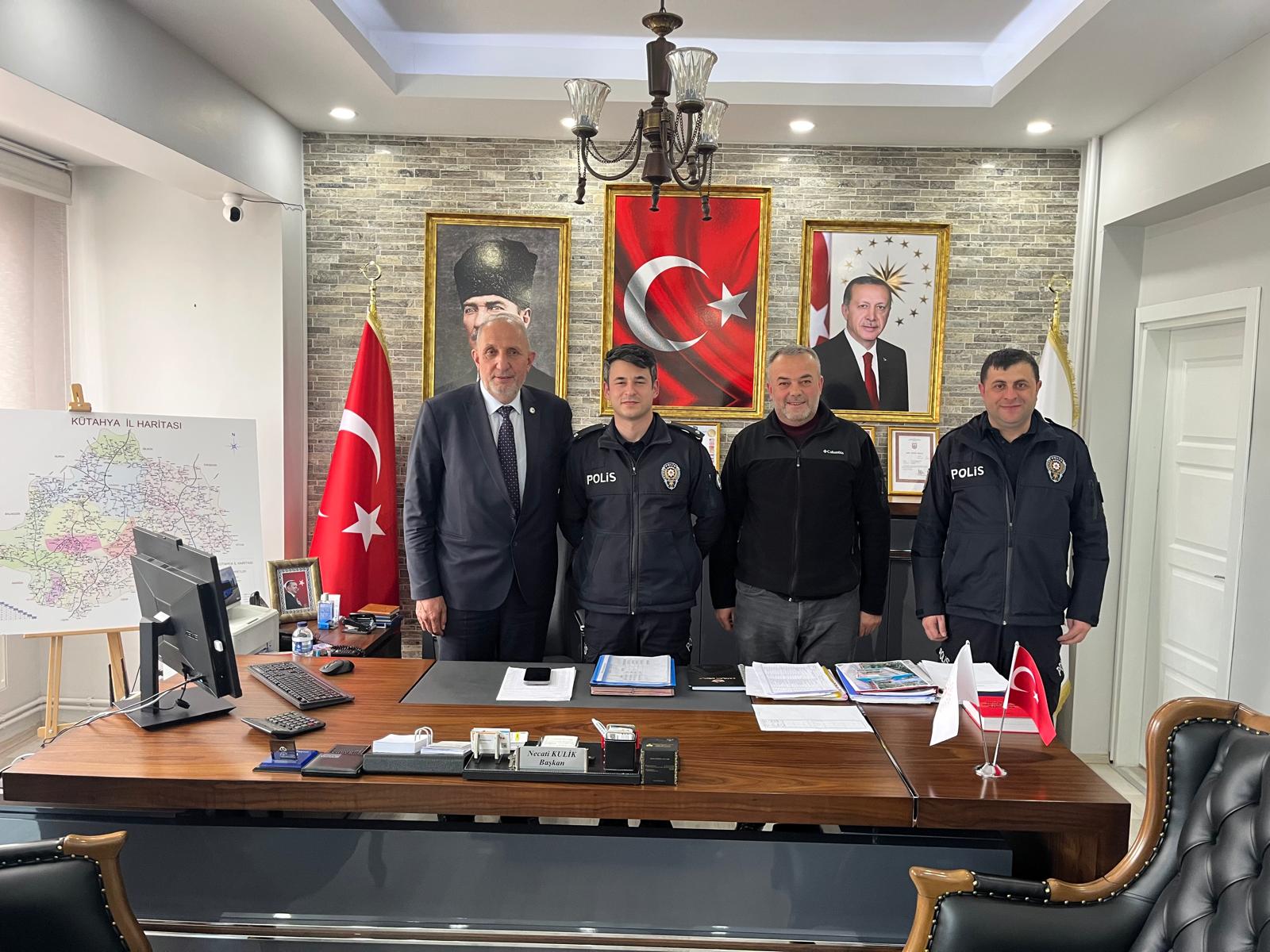 Polis haftası vesilesiyle tüm emniyet mensuplarımıza minnet ve şükranlarımızı sunuyoruz.