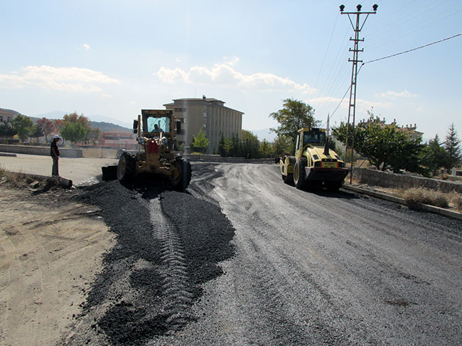 Köy yollarının onarımı ve tamiratı yapılacaktır.