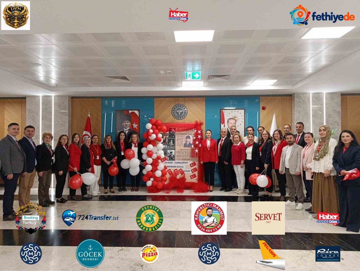 Aydın Şehir Hastanesi'nde çocuk hastalara bayrak ve balonla bayram sevinci yaşatıldı