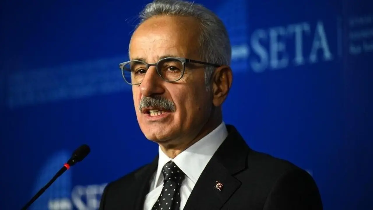 Bakan Uraloğlu, milli hızlı trenle Ankara-Kırıkkale hattında test sürüşü yaptı