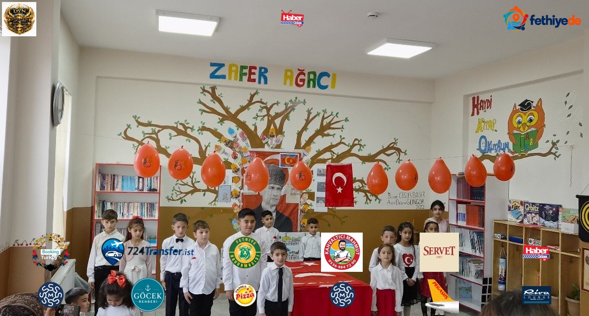 Kars Boğazköyü İlkokulu öğrencileri 103'üncü yıl için 10 kıtalık marşı ezberledi