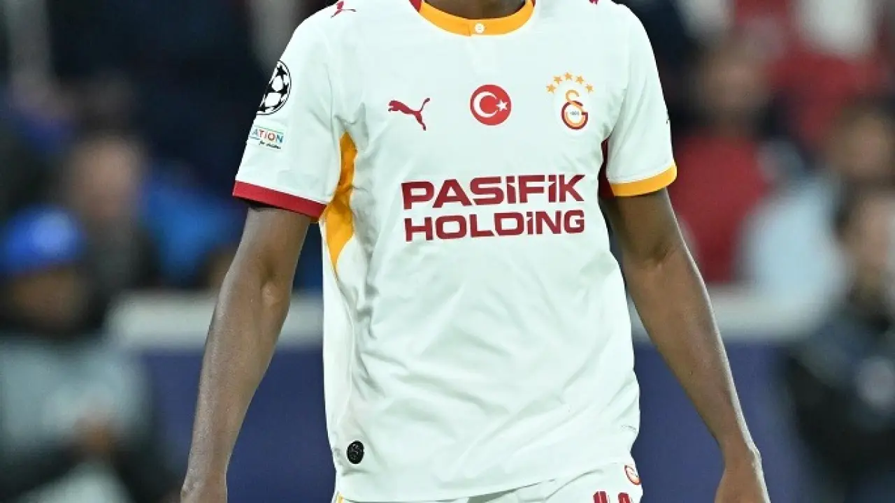 Osimhen'in Konya'ya gitmeme sebebi belli oldu! Galatasaray müjdeli haberi duyurdu