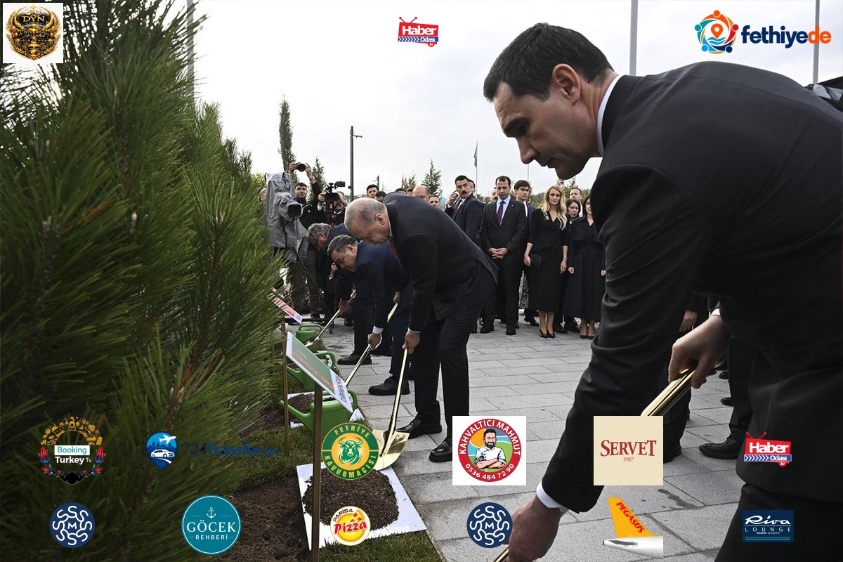 TDT Zirvesi'ne katılan liderler, Türk Devletleri Medeniyet Parkı'nda fidan dikti