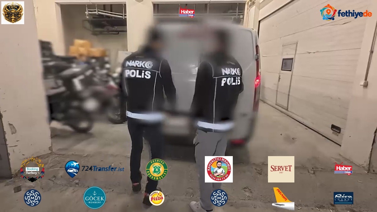Kanser ilacı taşıdıklarını söylediler! Sultanbeyli'de minibüsten 1 milyon 642 bin sentetik hap çıktı