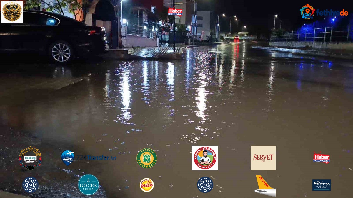 Tekirdağ Süleymanpaşa'da sağanak nedeniyle Çay ve Ataç sokakları suyla kaplandı